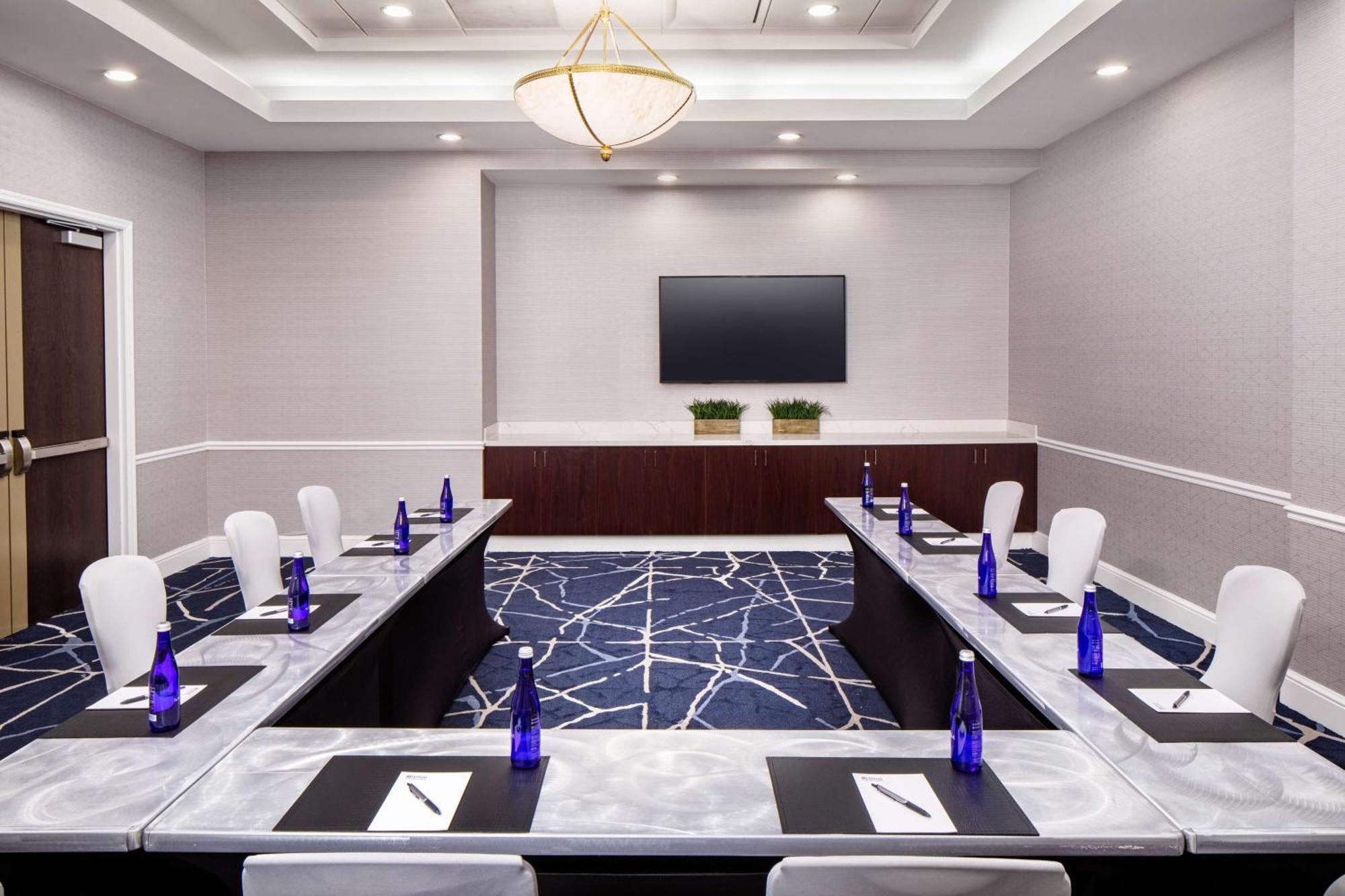 Hilton Garden Inn Washington Dc Downtown Ngoại thất bức ảnh